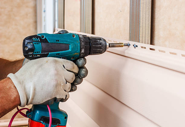 Affordable siding repair and maintenance services in Gardendale, AL